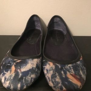 multi color flats